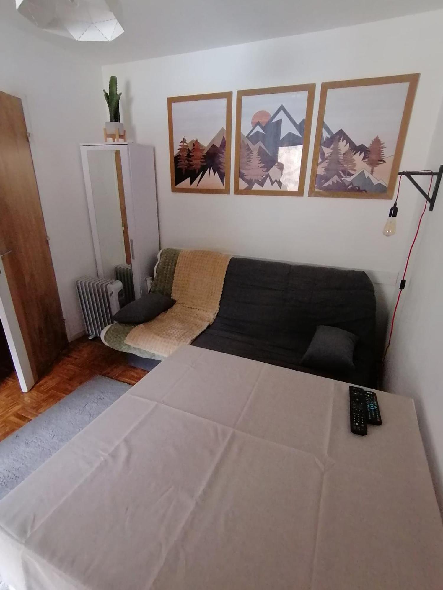 Appartement Avec Grande Terrasse อัลโลส ภายนอก รูปภาพ